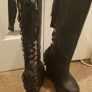 Platform boots
